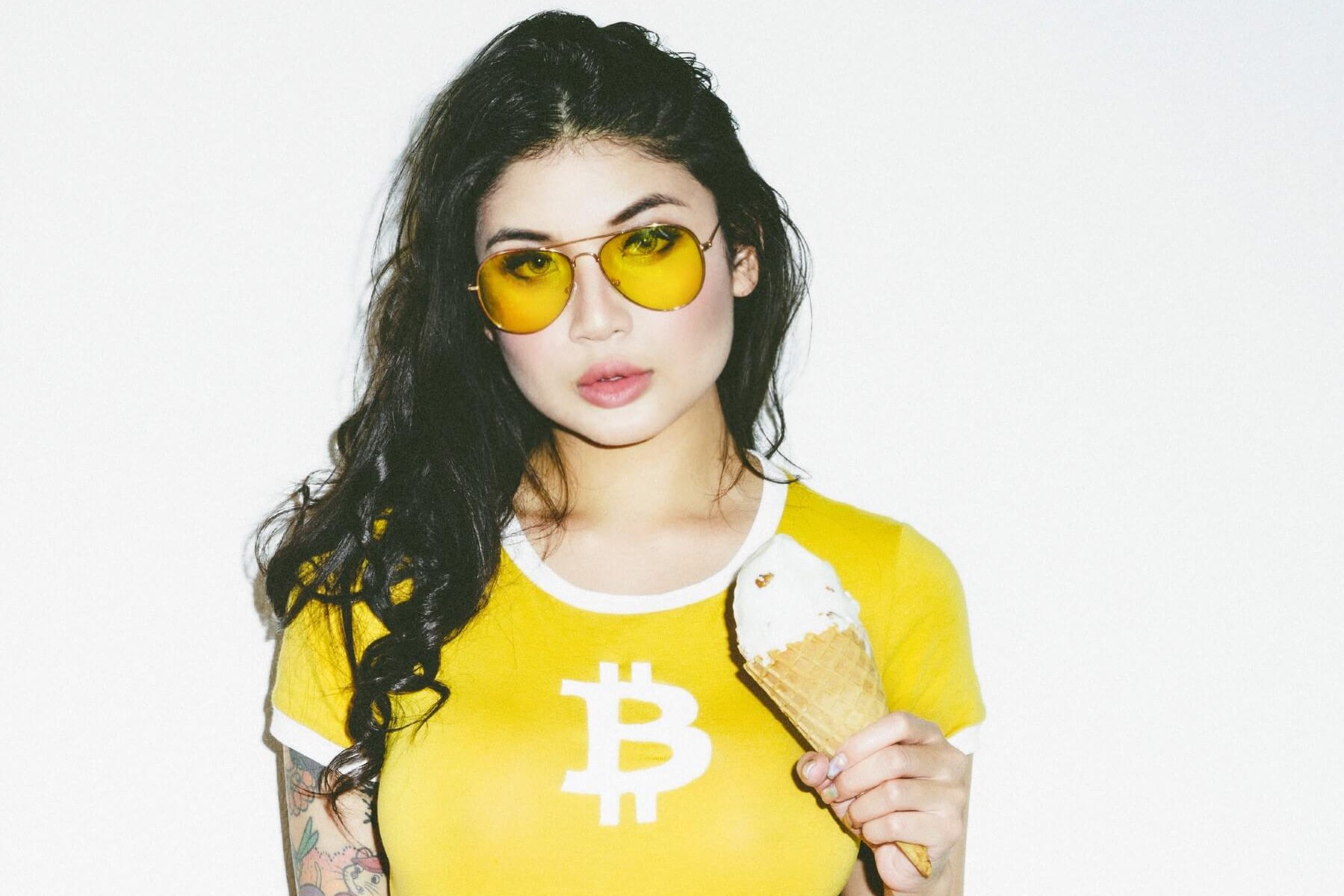 Brenna Sparks On Cryptocurrencies Criticism And Her Future Coin Rivet 9625