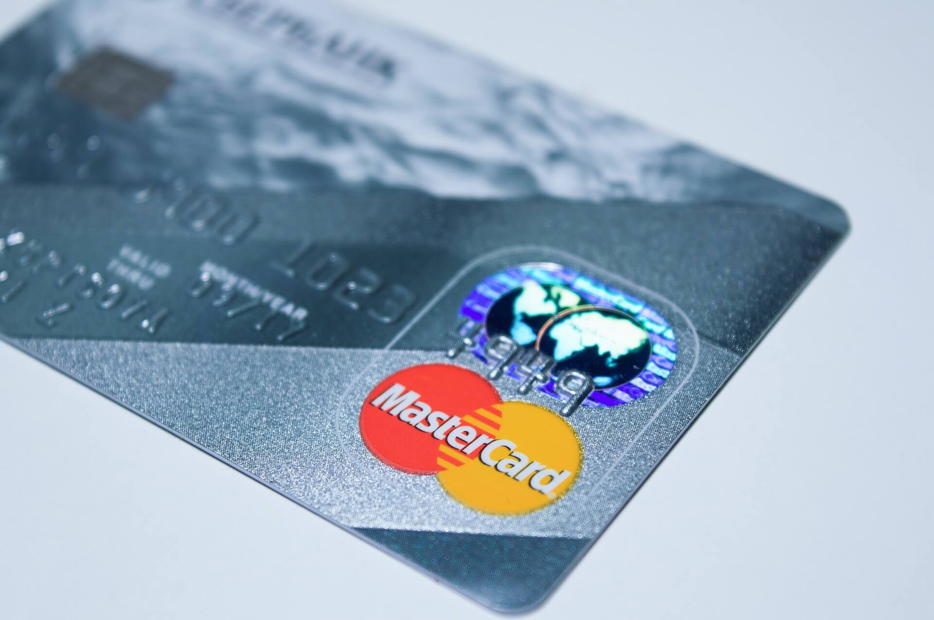 crypto mastercard plastic card iceland